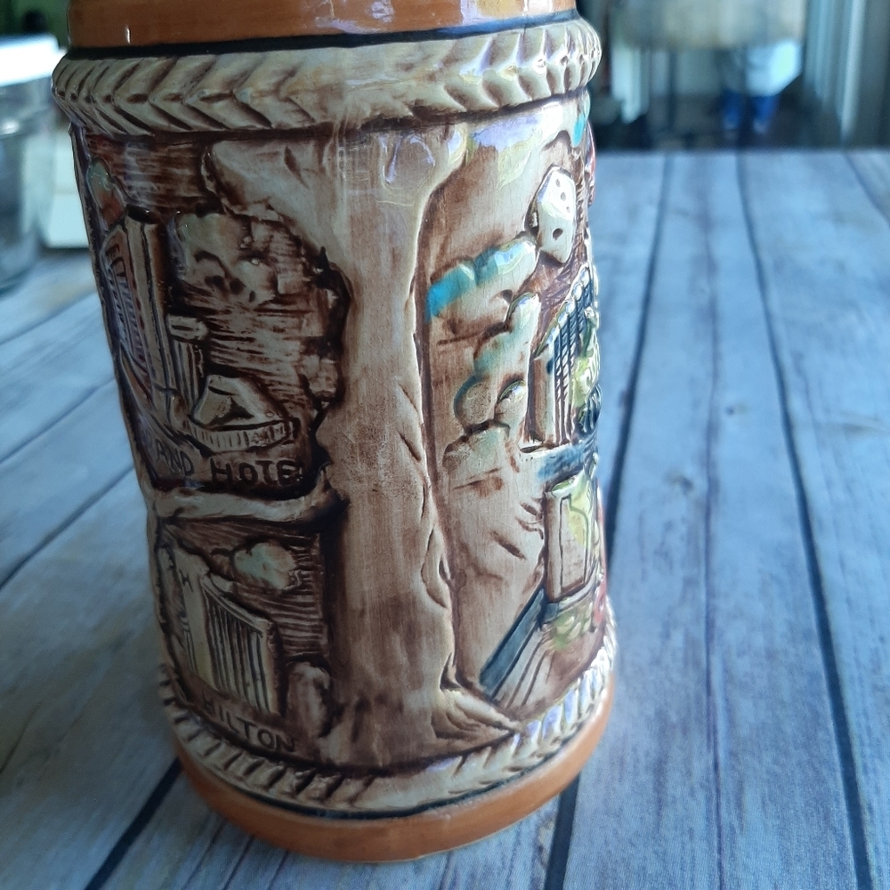 VTG LAS VEGAS CERAMIC SOUVENIR MUG - Picture 2 of 16